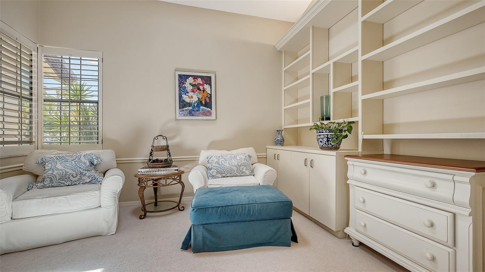 A4649709 Property Photo