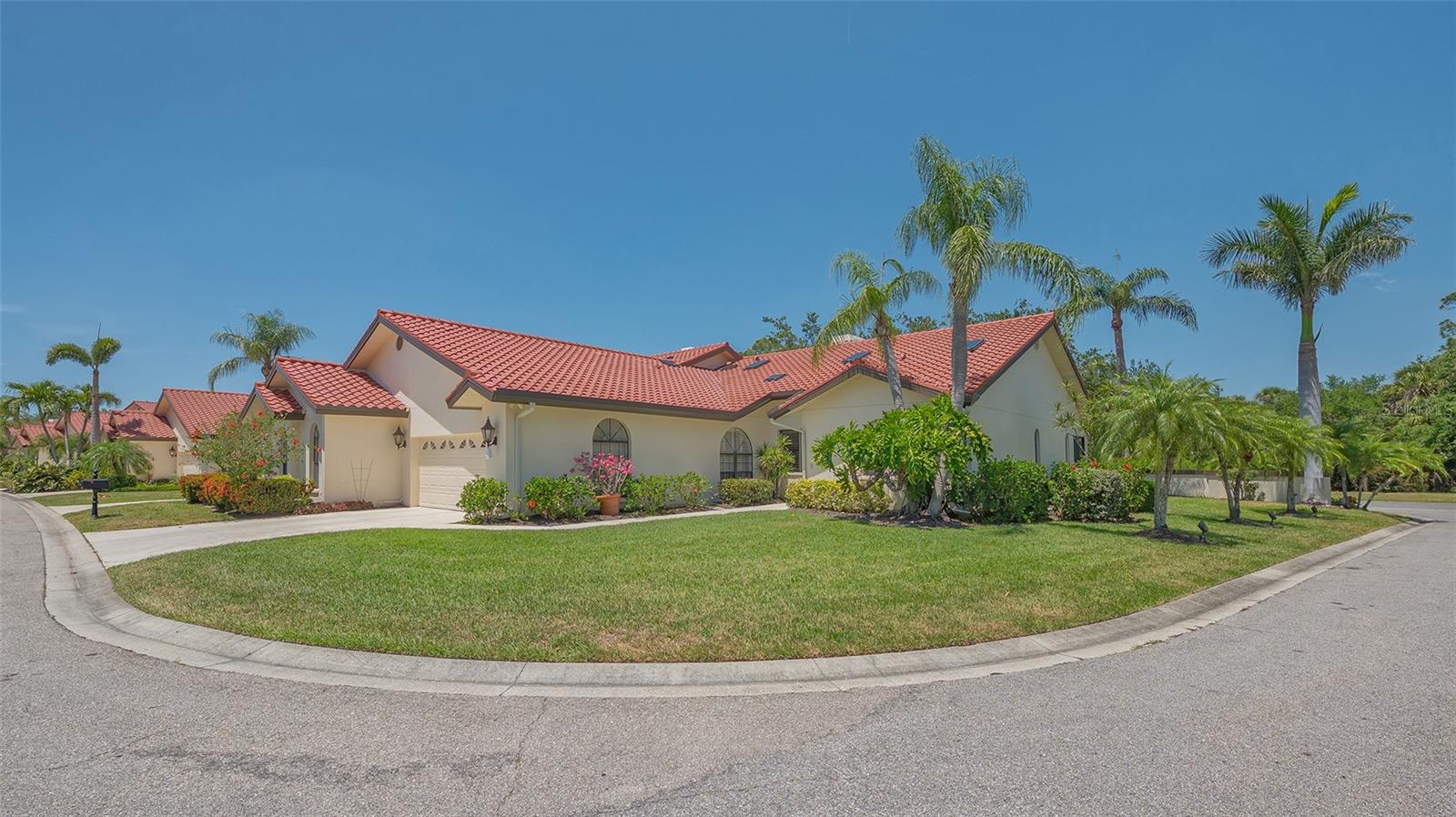 A4649709 Property Photo