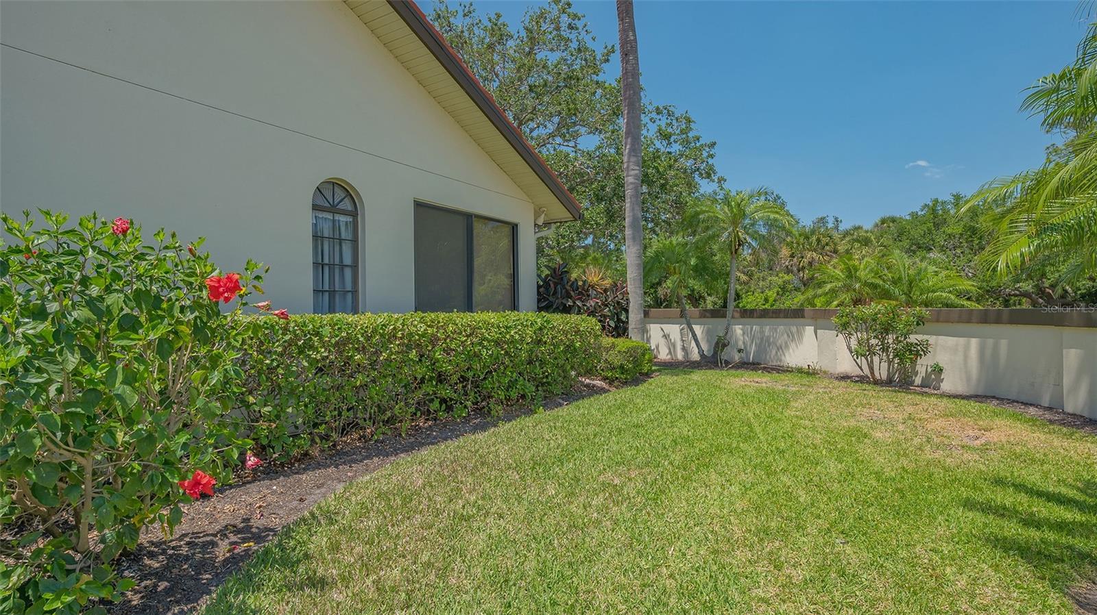 A4649709 Property Photo