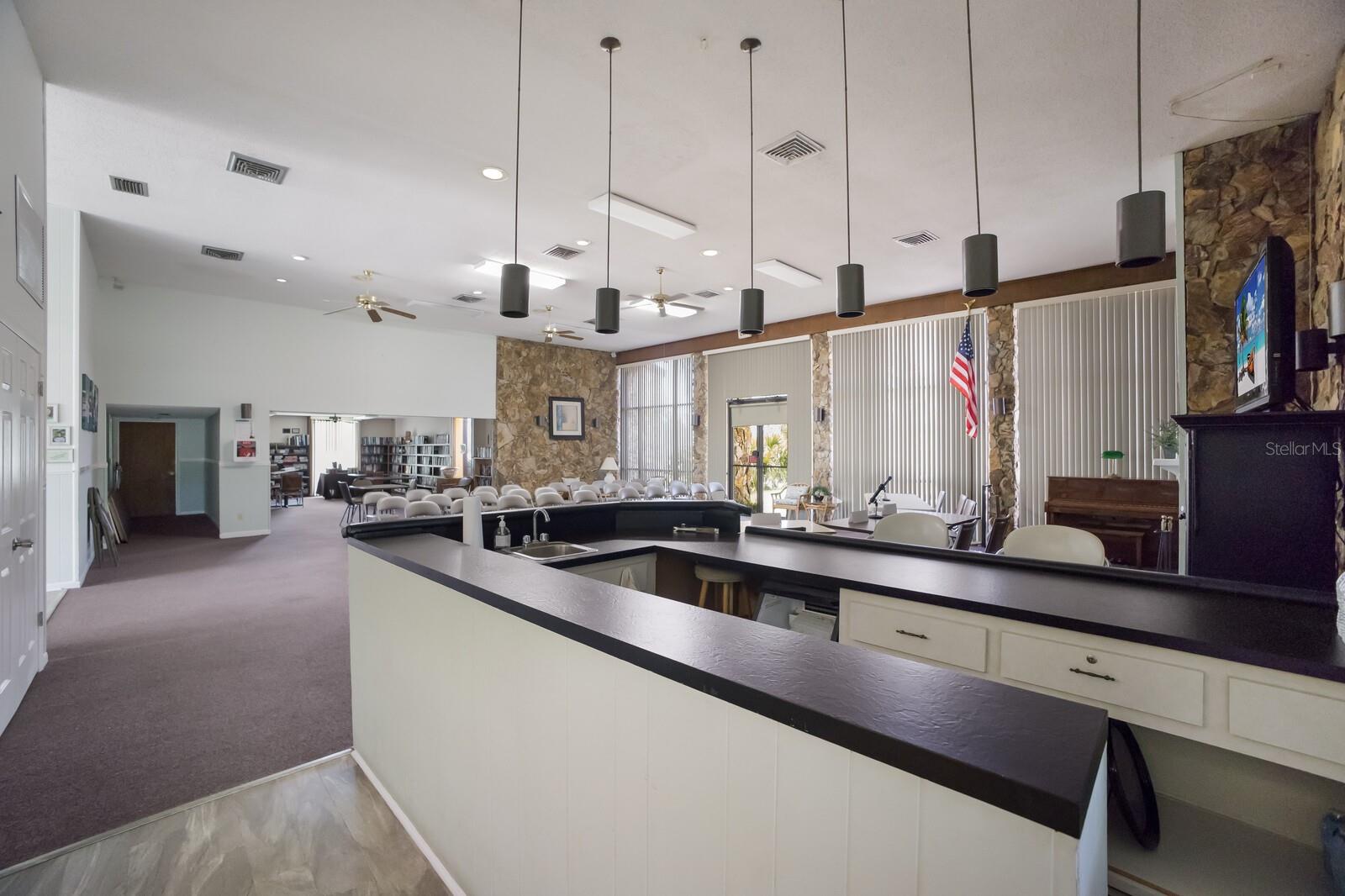 5625 15TH AVE W, BRADENTON, FL, 34209