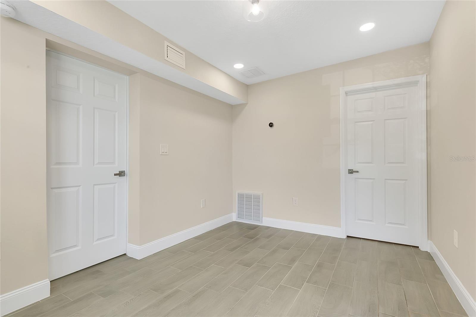 3713 DOVER ST, ORLANDO, FL, 32806