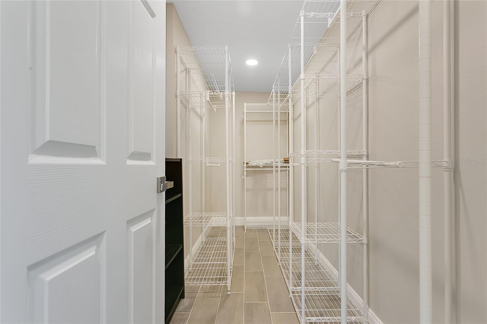 3713 DOVER ST, ORLANDO, FL, 32806