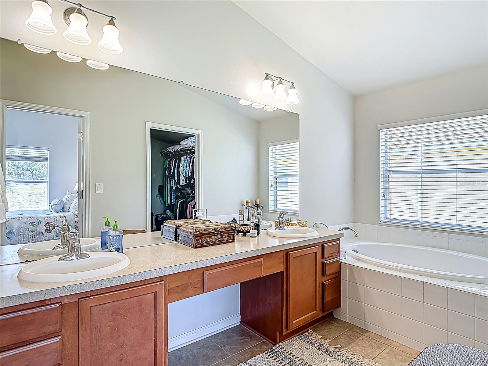 1082 NODDING SHADE DR, BROOKSVILLE, FL, 34604