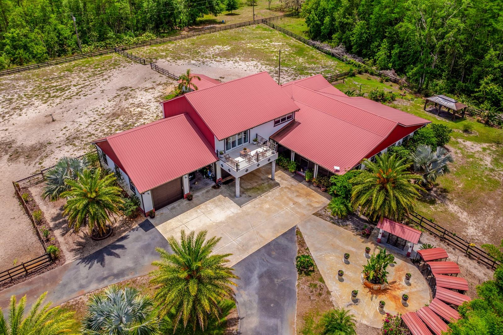 8515 BAY LAKE RD, GROVELAND, FL, 34736