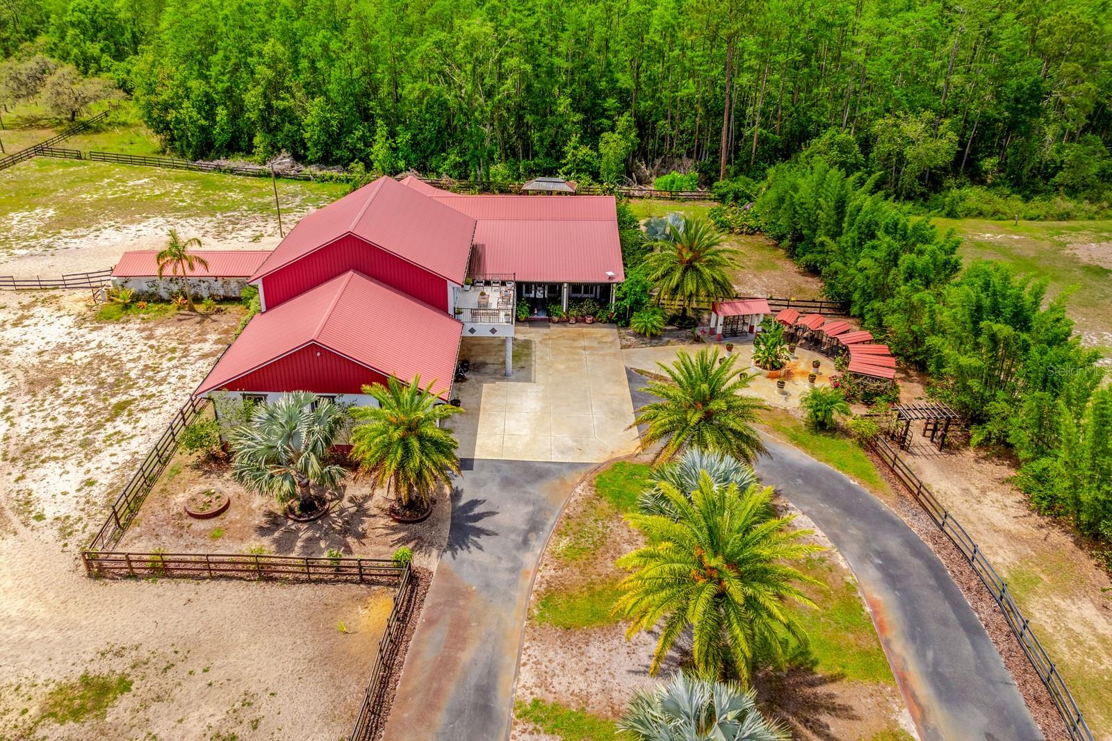 8515 BAY LAKE RD, GROVELAND, FL, 34736