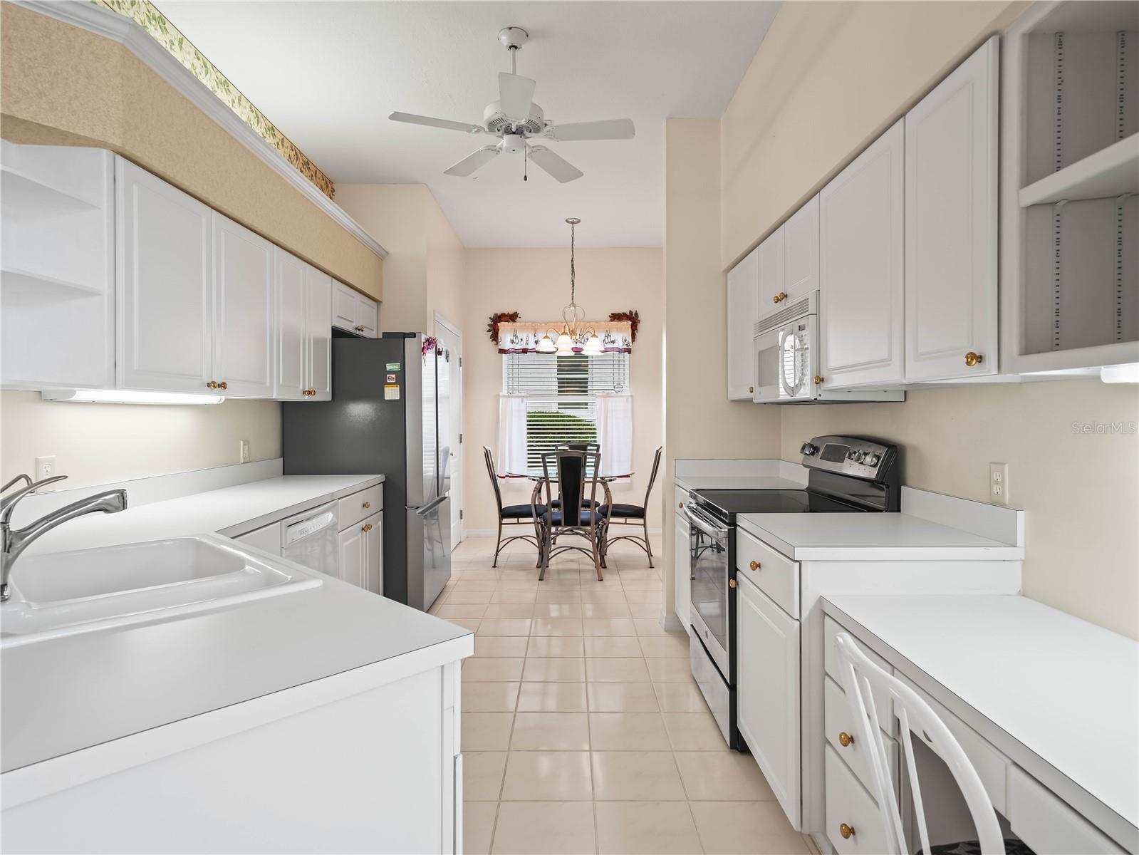 530 GREENWAY DR, LAKE WALES, FL, 33898