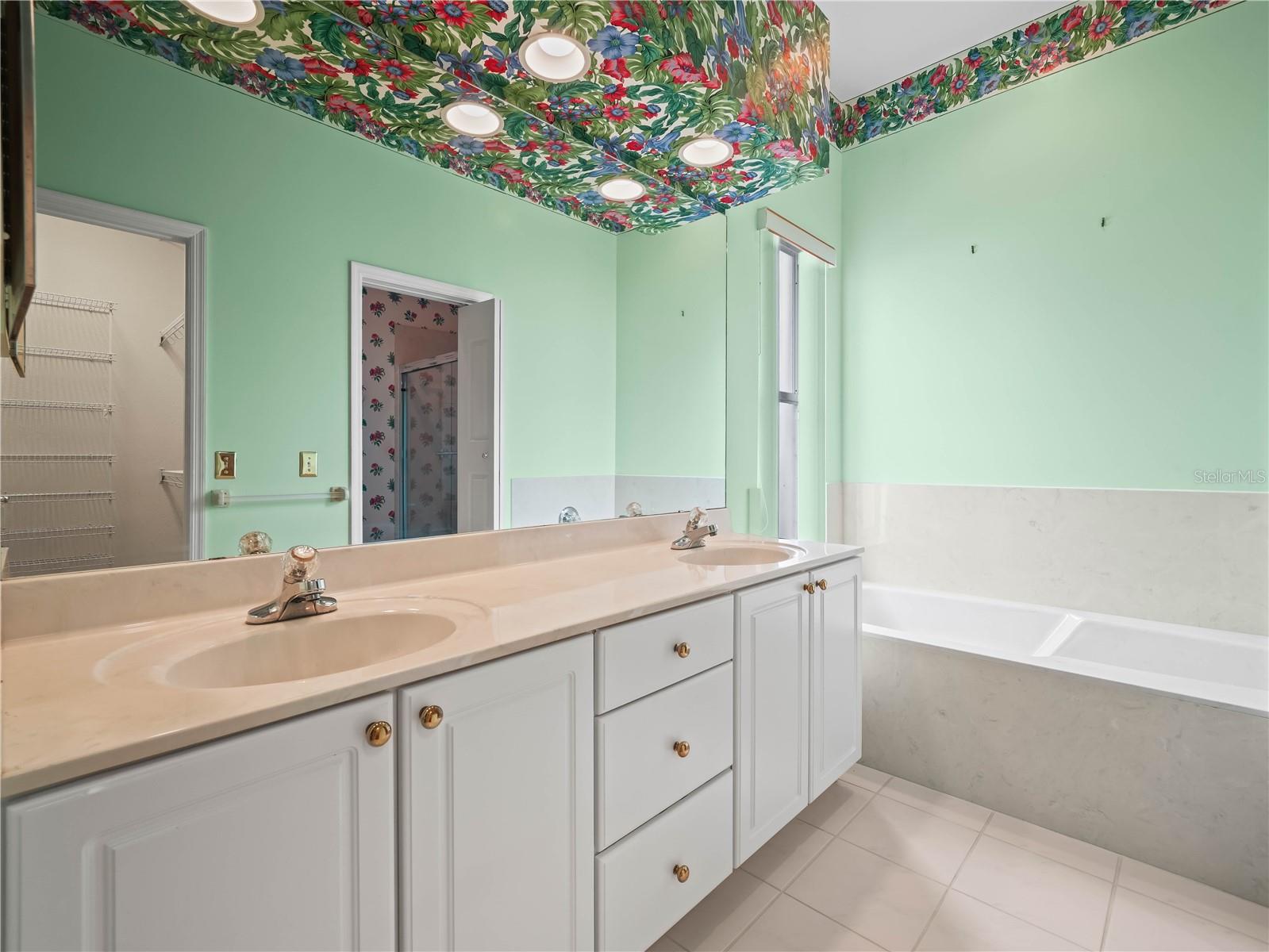 530 GREENWAY DR, LAKE WALES, FL, 33898