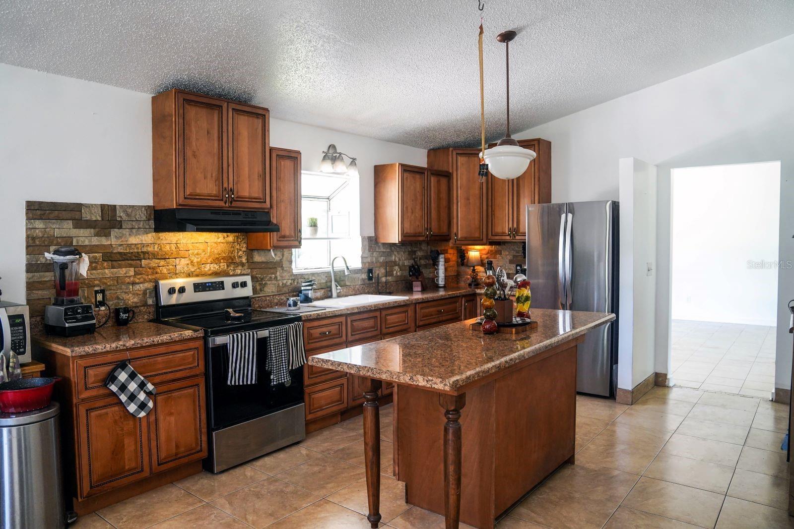 1890 NW 167TH PL, TRENTON, FL, 32693