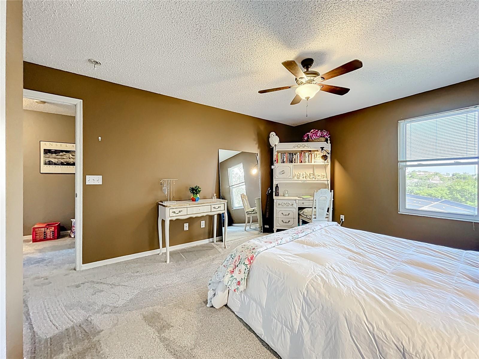 1930 KNOLLCREST DR, CLERMONT, FL, 34711