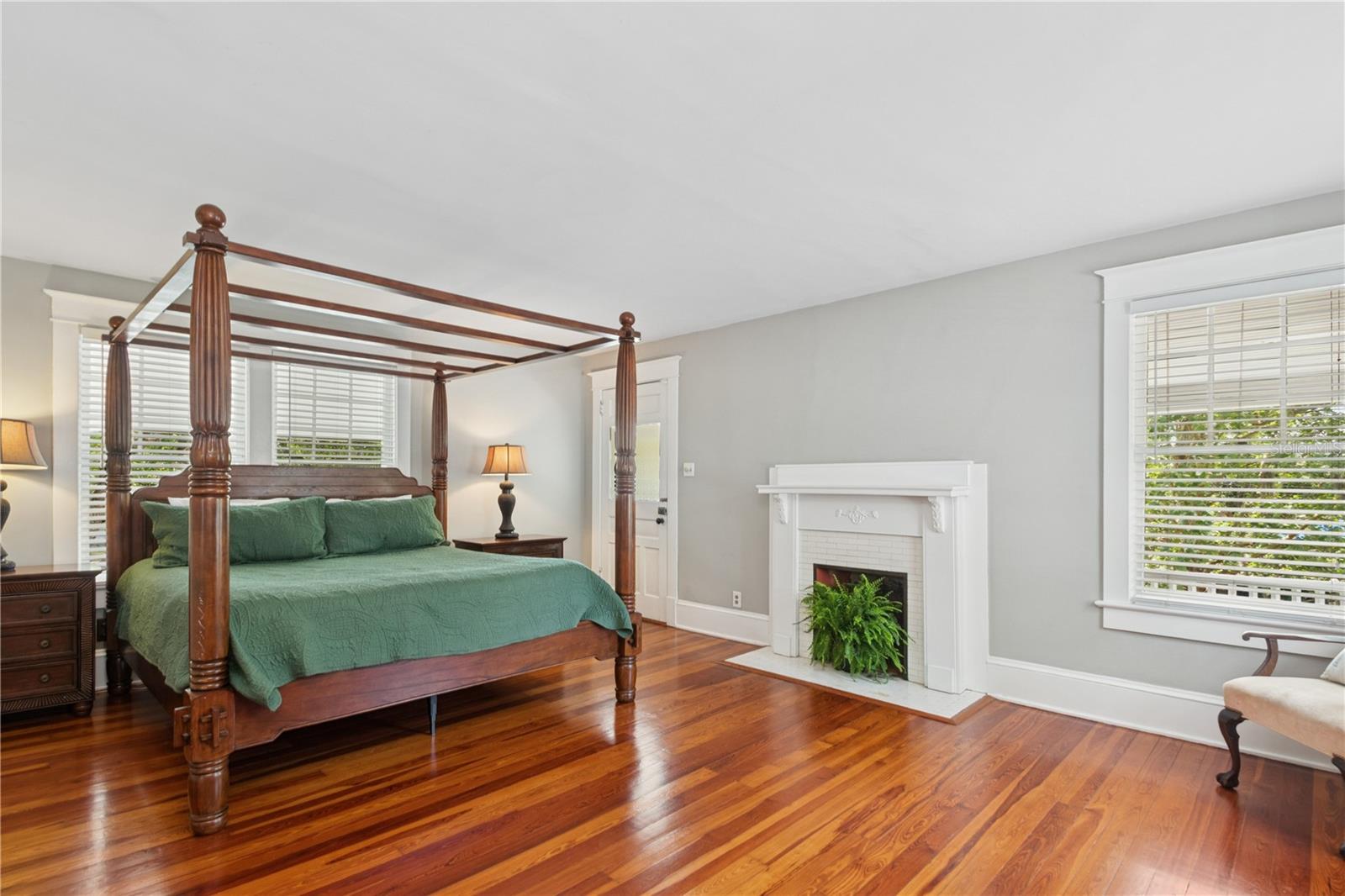 404 N CLARA AVE, DELAND, FL, 32720