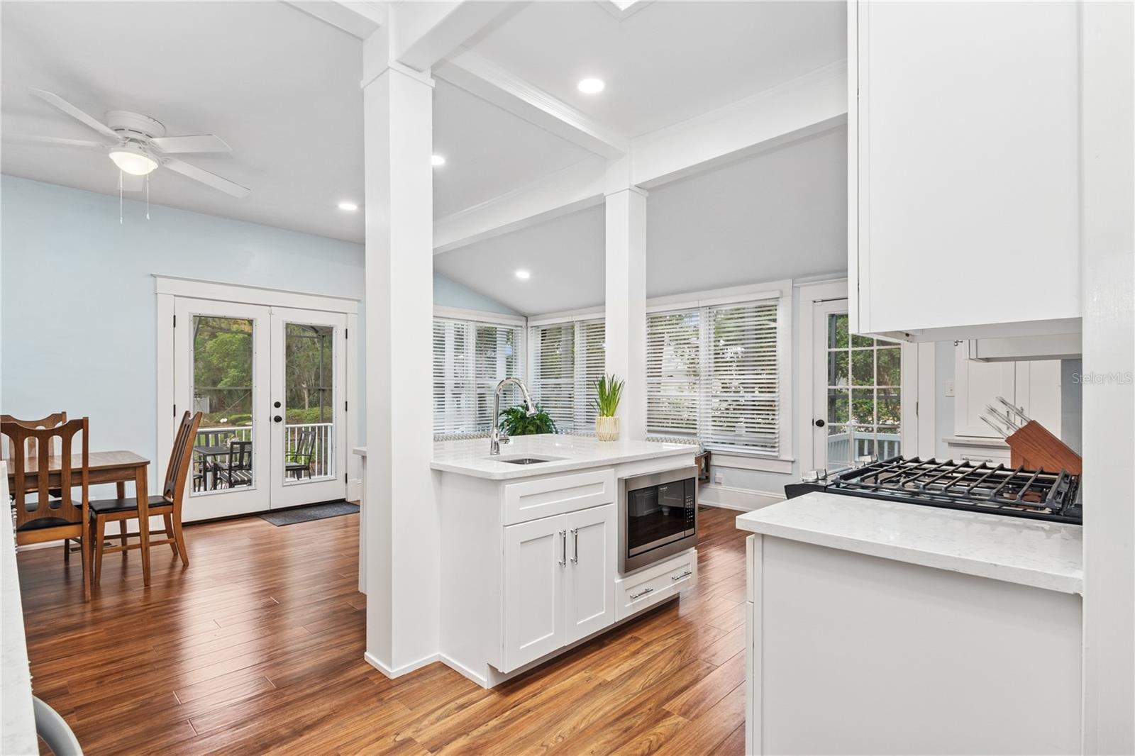 404 N CLARA AVE, DELAND, FL, 32720