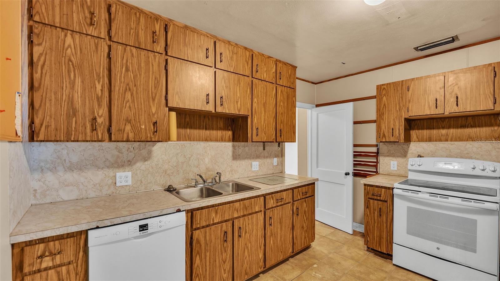 1117 OAKHILL ST, LAKELAND, FL, 33815