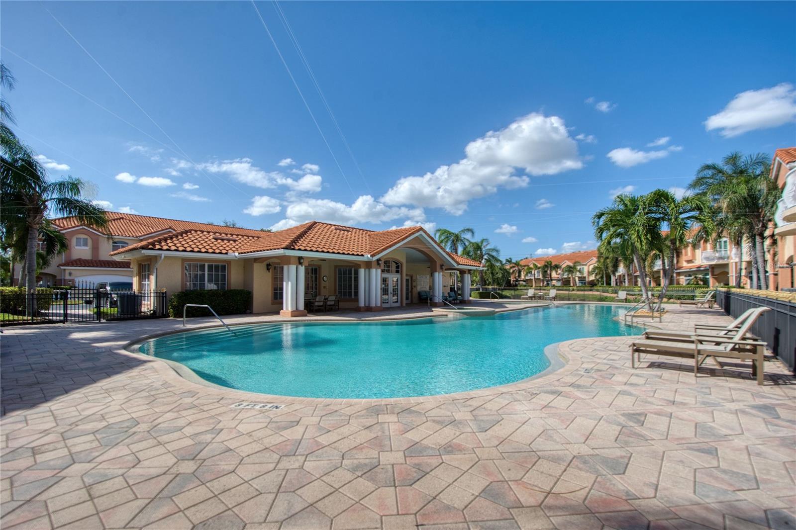 6303 VISTA VERDE DR E, GULFPORT, FL, 33707