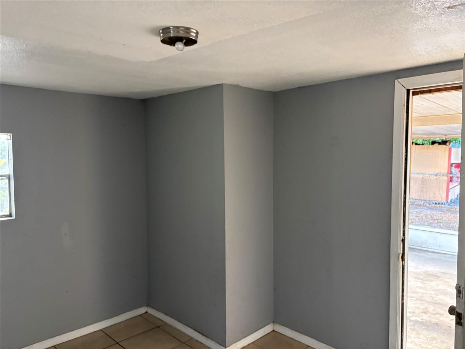 1106 WOODLAWN AVE, PLANT CITY, FL, 33563