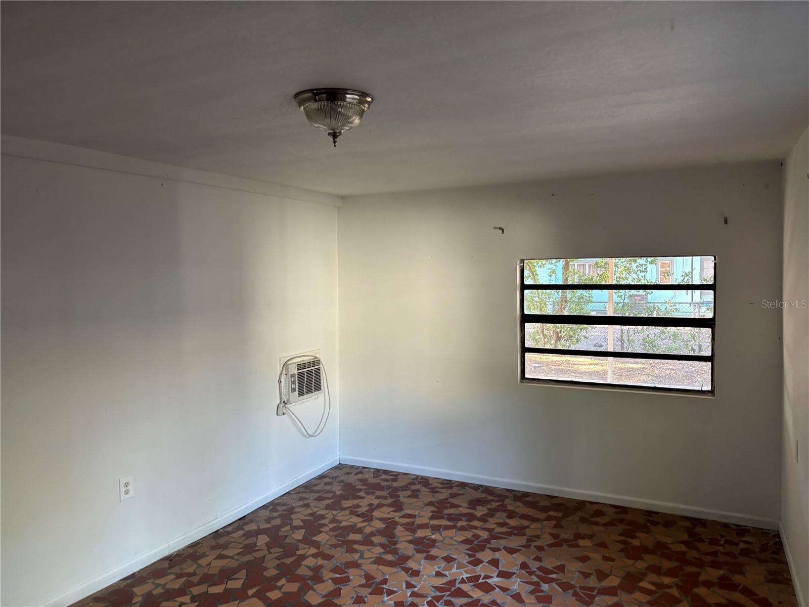 1106 WOODLAWN AVE, PLANT CITY, FL, 33563