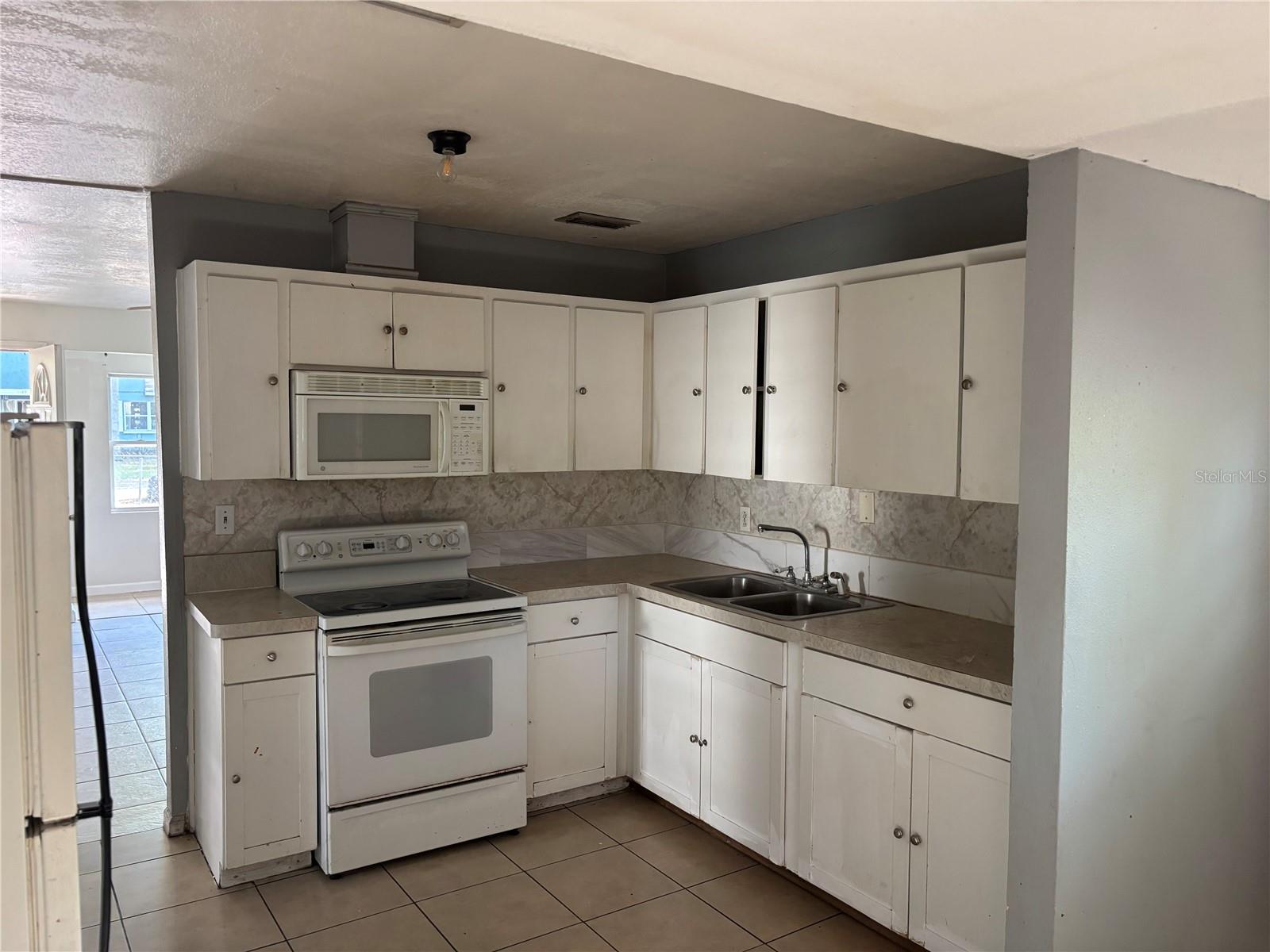 1106 WOODLAWN AVE, PLANT CITY, FL, 33563