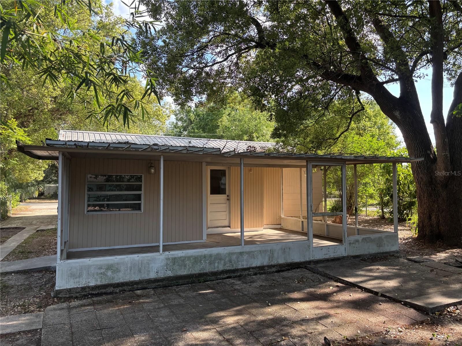 1106 WOODLAWN AVE, PLANT CITY, FL, 33563