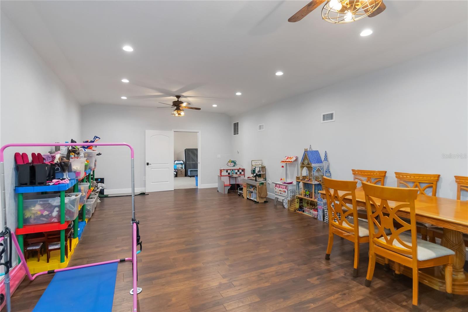 5920 EDGERTON AVE, ORLANDO, FL, 32833