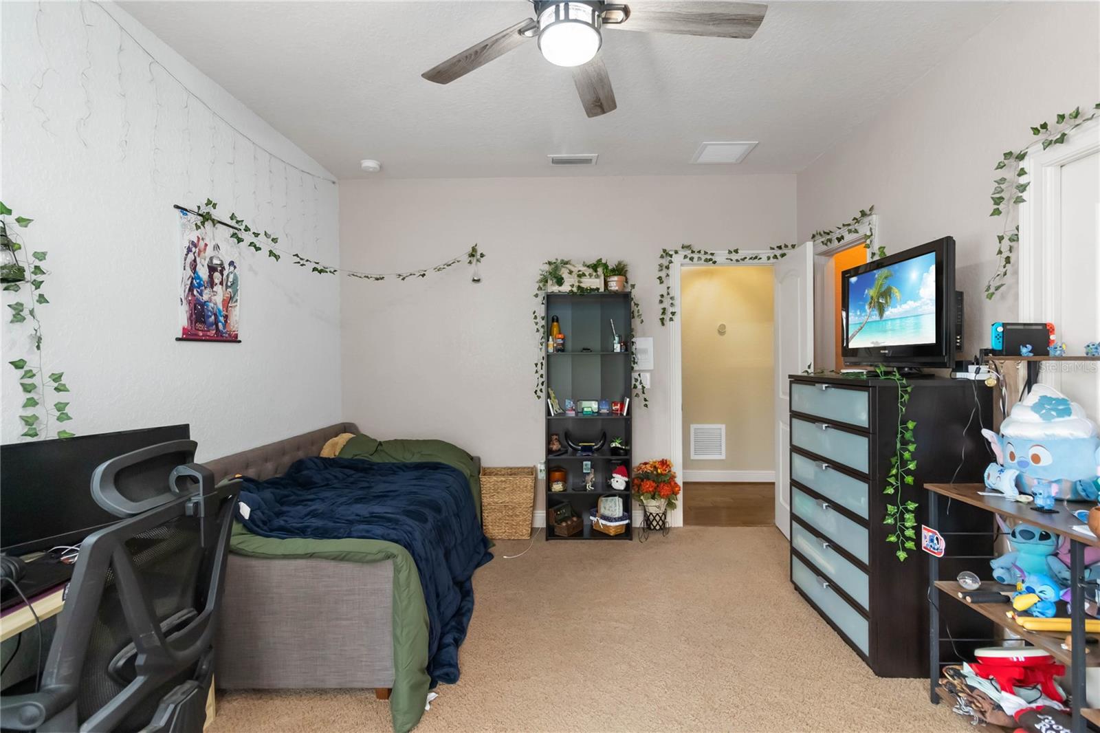 5920 EDGERTON AVE, ORLANDO, FL, 32833