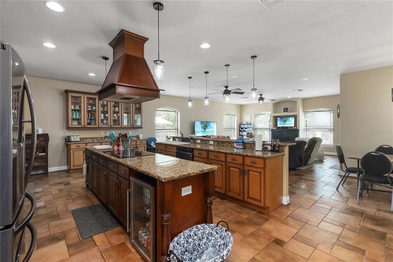 5920 EDGERTON AVE, ORLANDO, FL, 32833