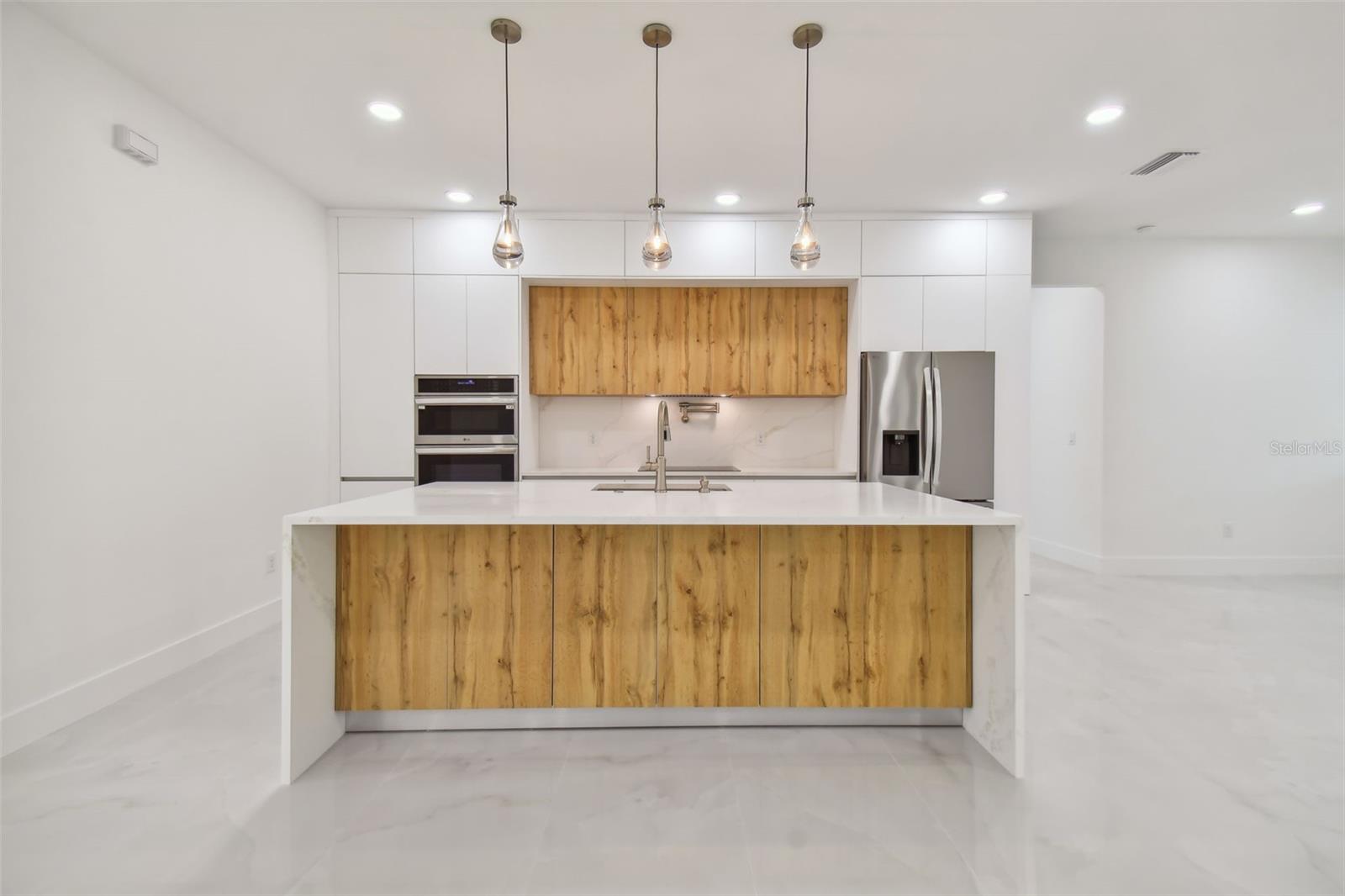 5406 N PERSHING PL, TAMPA, FL, 33603