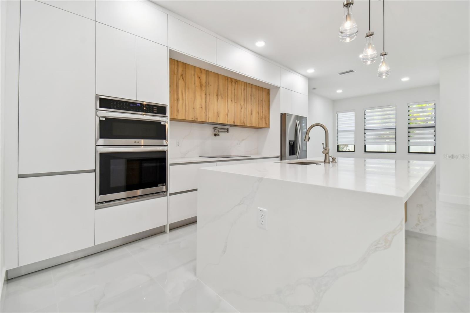 5406 N PERSHING PL, TAMPA, FL, 33603