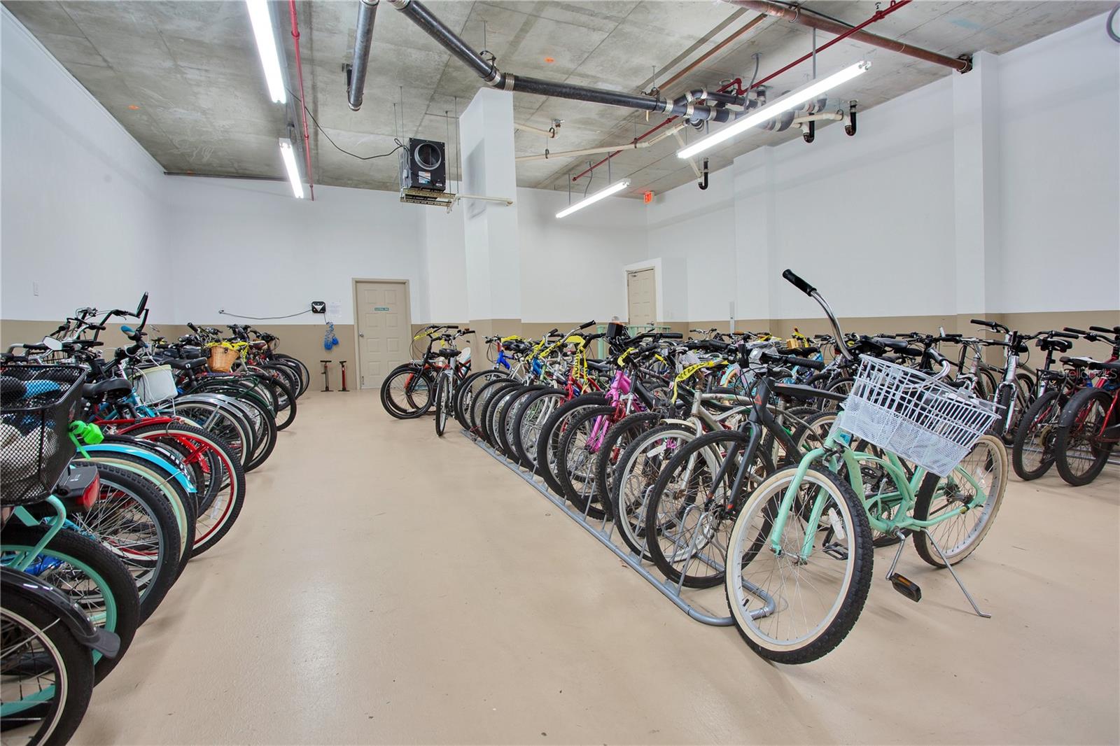 4 OCEANS WEST BLVD #301B, DAYTONA BEACH SHORES, FL, 32118