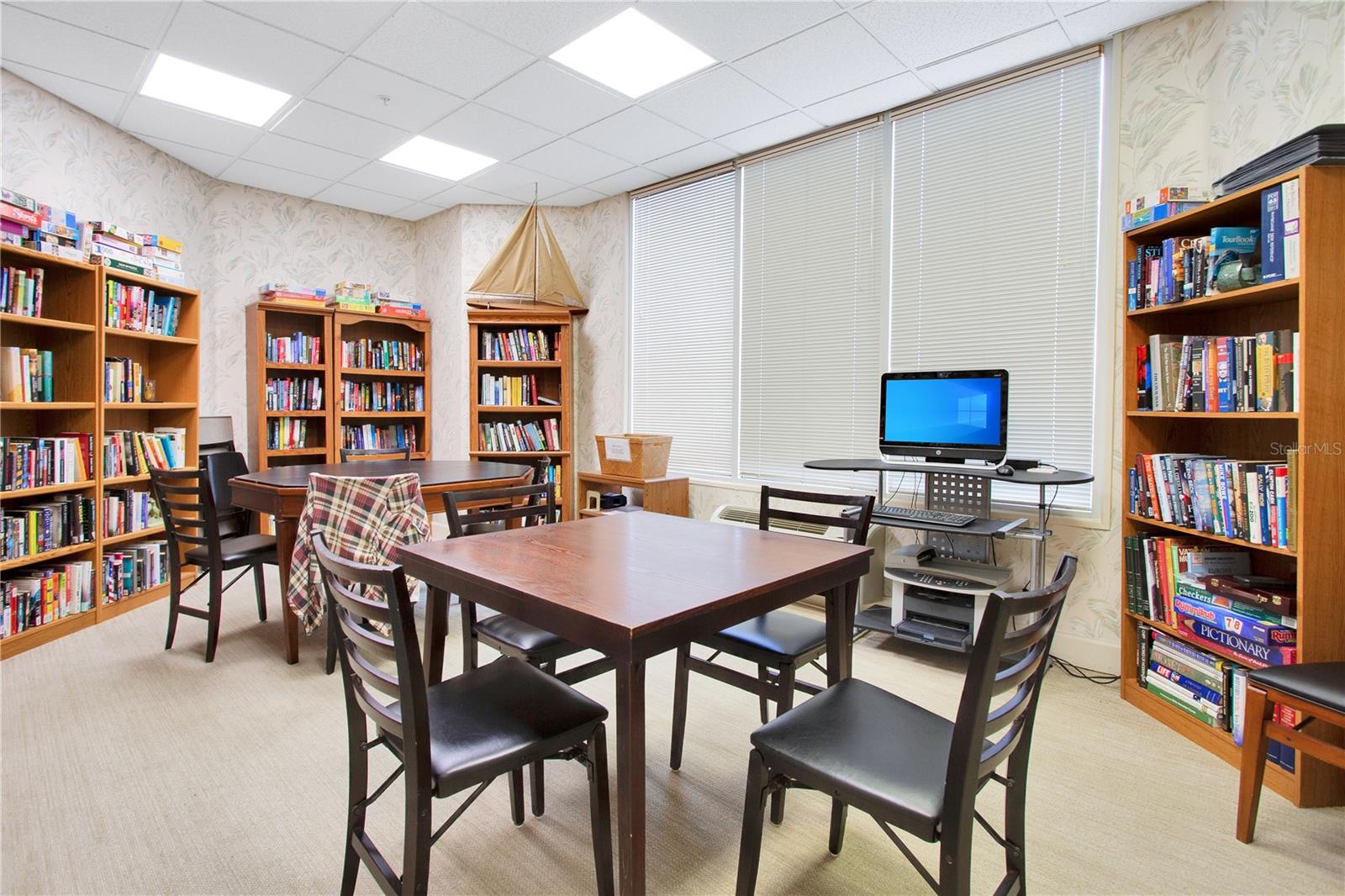 4 OCEANS WEST BLVD #301B, DAYTONA BEACH SHORES, FL, 32118