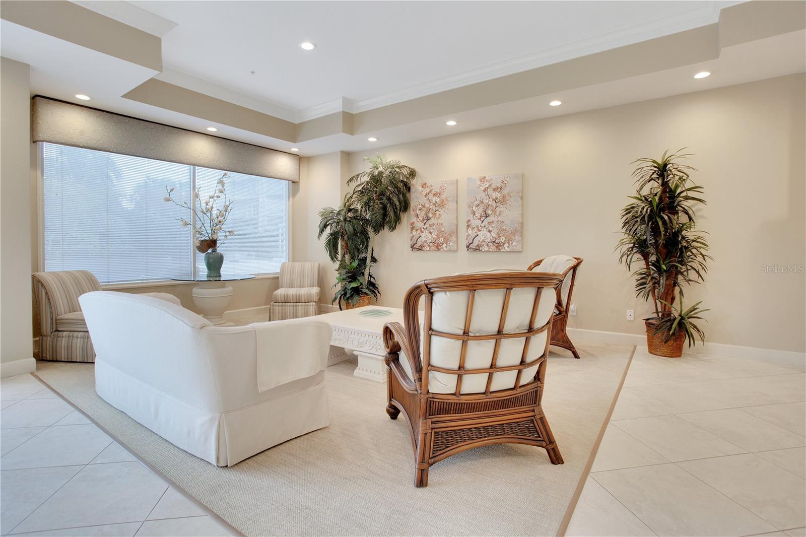 4 OCEANS WEST BLVD #301B, DAYTONA BEACH SHORES, FL, 32118