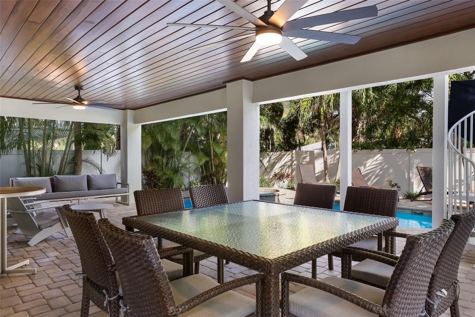 A4649747 Property Photo