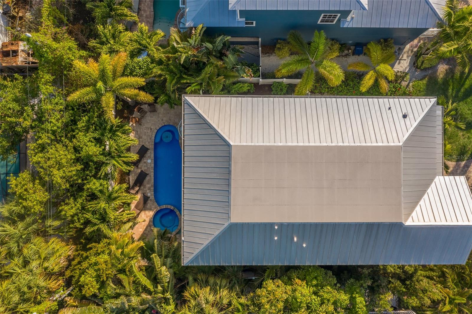 A4649747 Property Photo