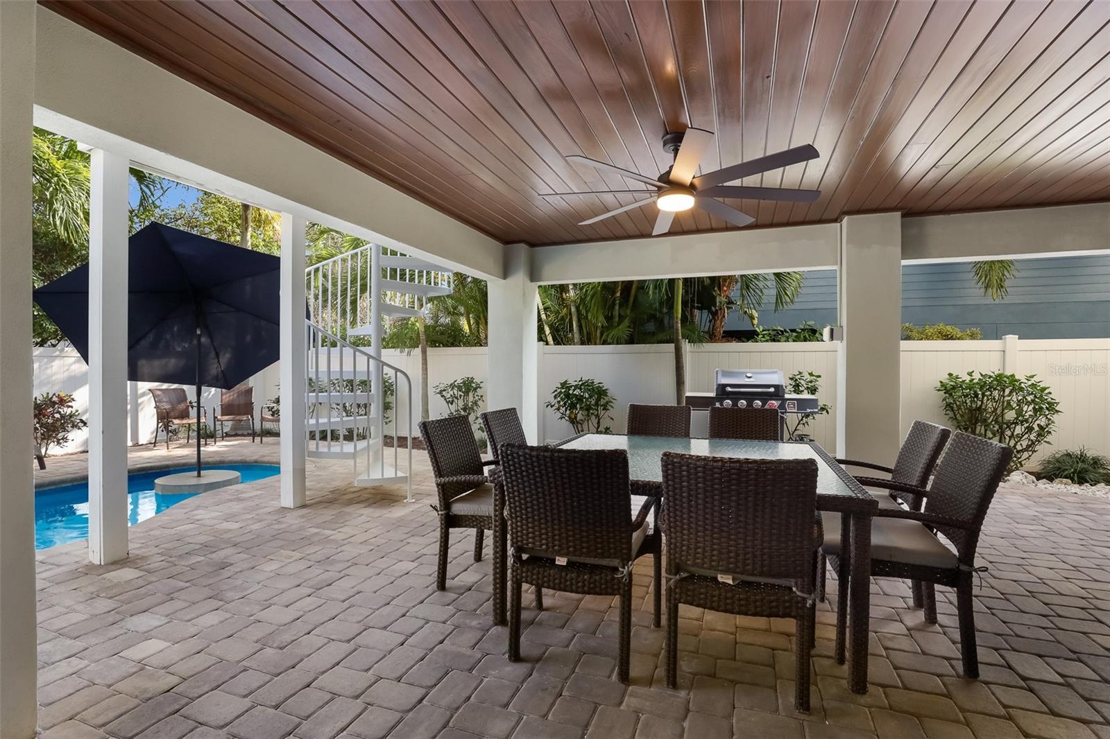 A4649747 Property Photo