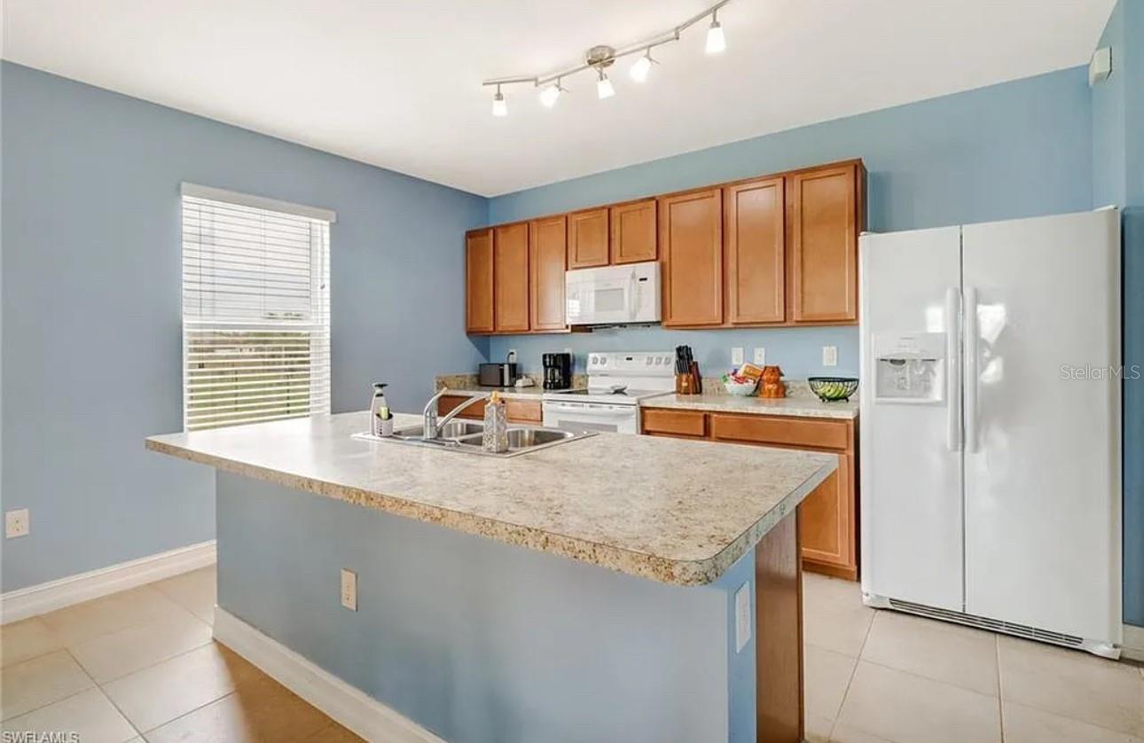 TOWN LAKES PH 4, LEHIGH ACRES, FL, 33972