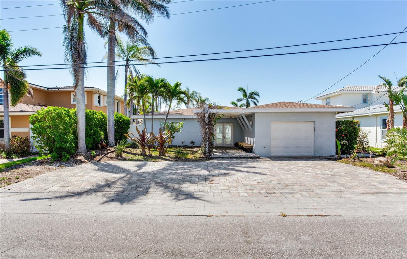 16353 REDINGTON DR, REDINGTON BEACH, FL, 33708