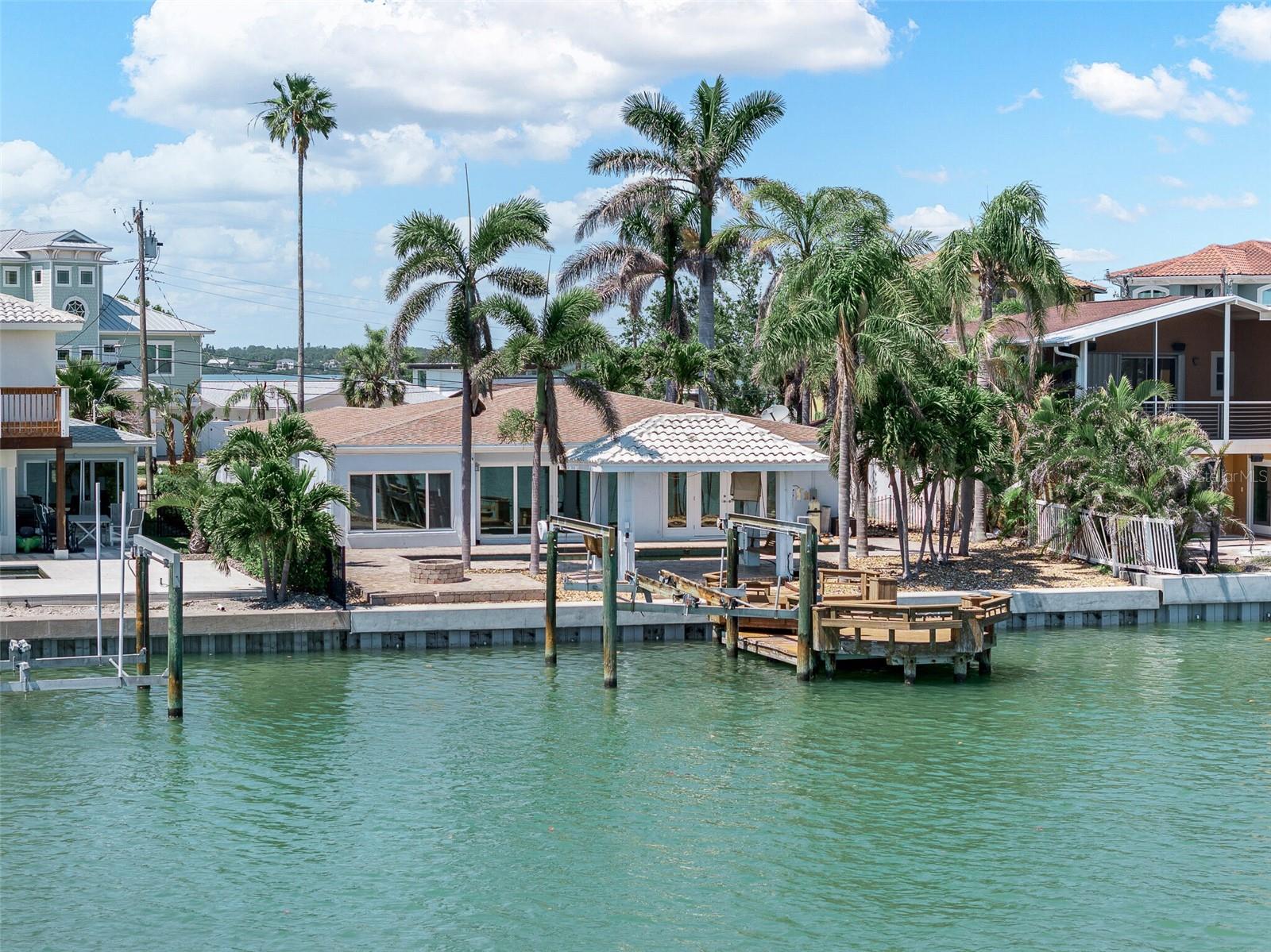 16353 REDINGTON DR, REDINGTON BEACH, FL, 33708