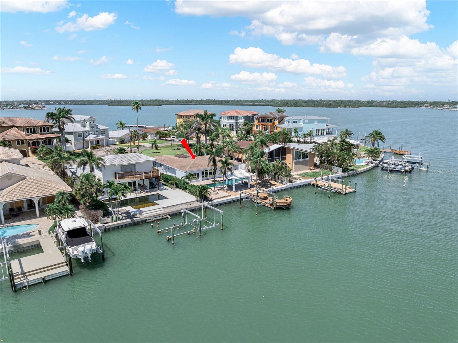 16353 REDINGTON DR, REDINGTON BEACH, FL, 33708