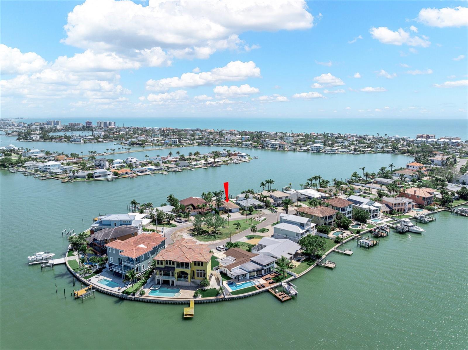 16353 REDINGTON DR, REDINGTON BEACH, FL, 33708