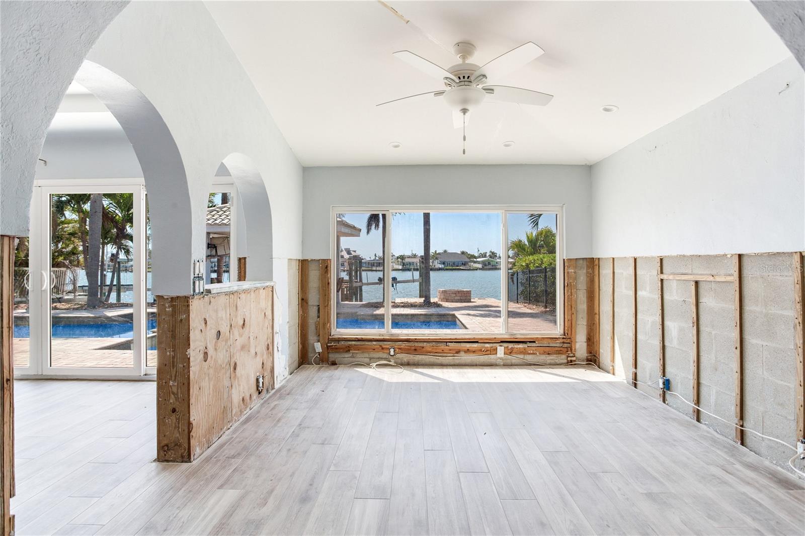 16353 REDINGTON DR, REDINGTON BEACH, FL, 33708