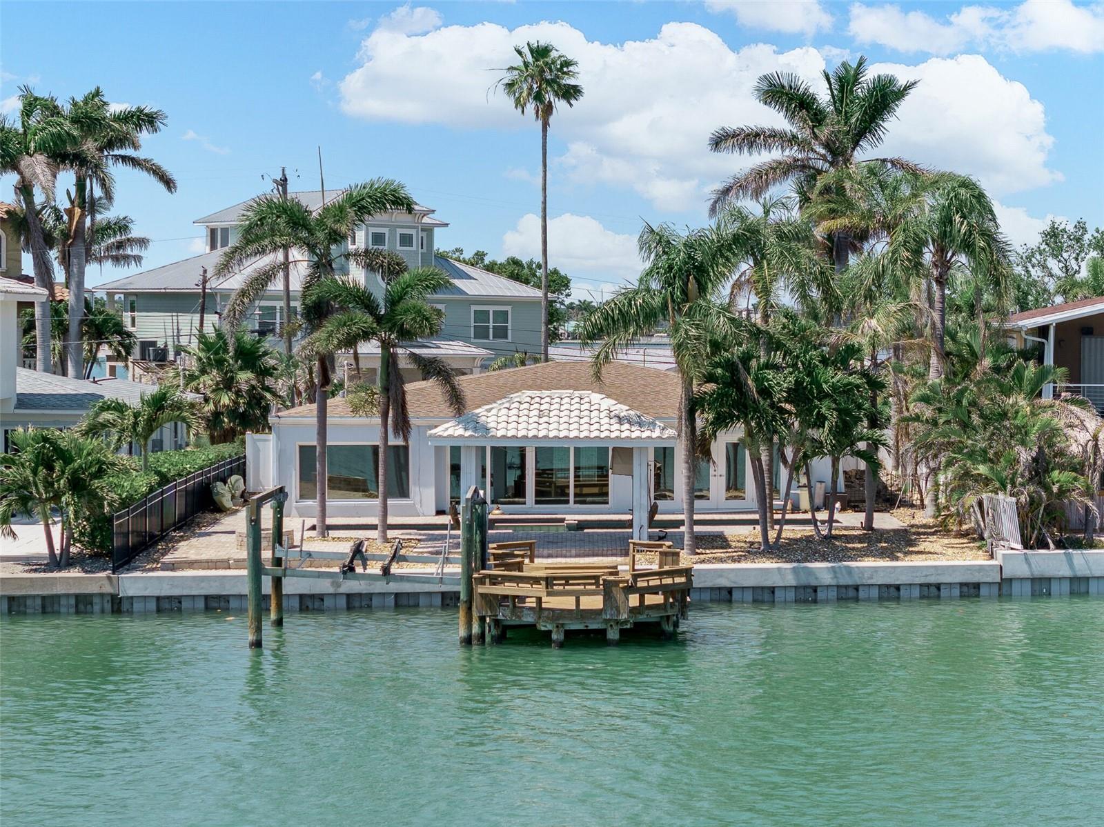 16353 REDINGTON DR, REDINGTON BEACH, FL, 33708