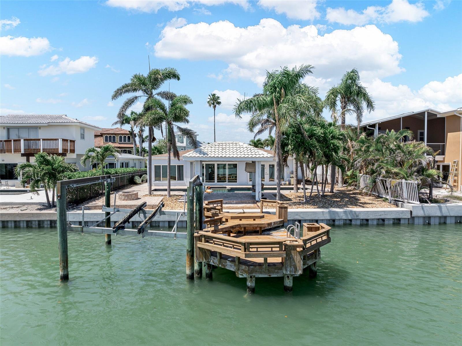 16353 REDINGTON DR, REDINGTON BEACH, FL, 33708