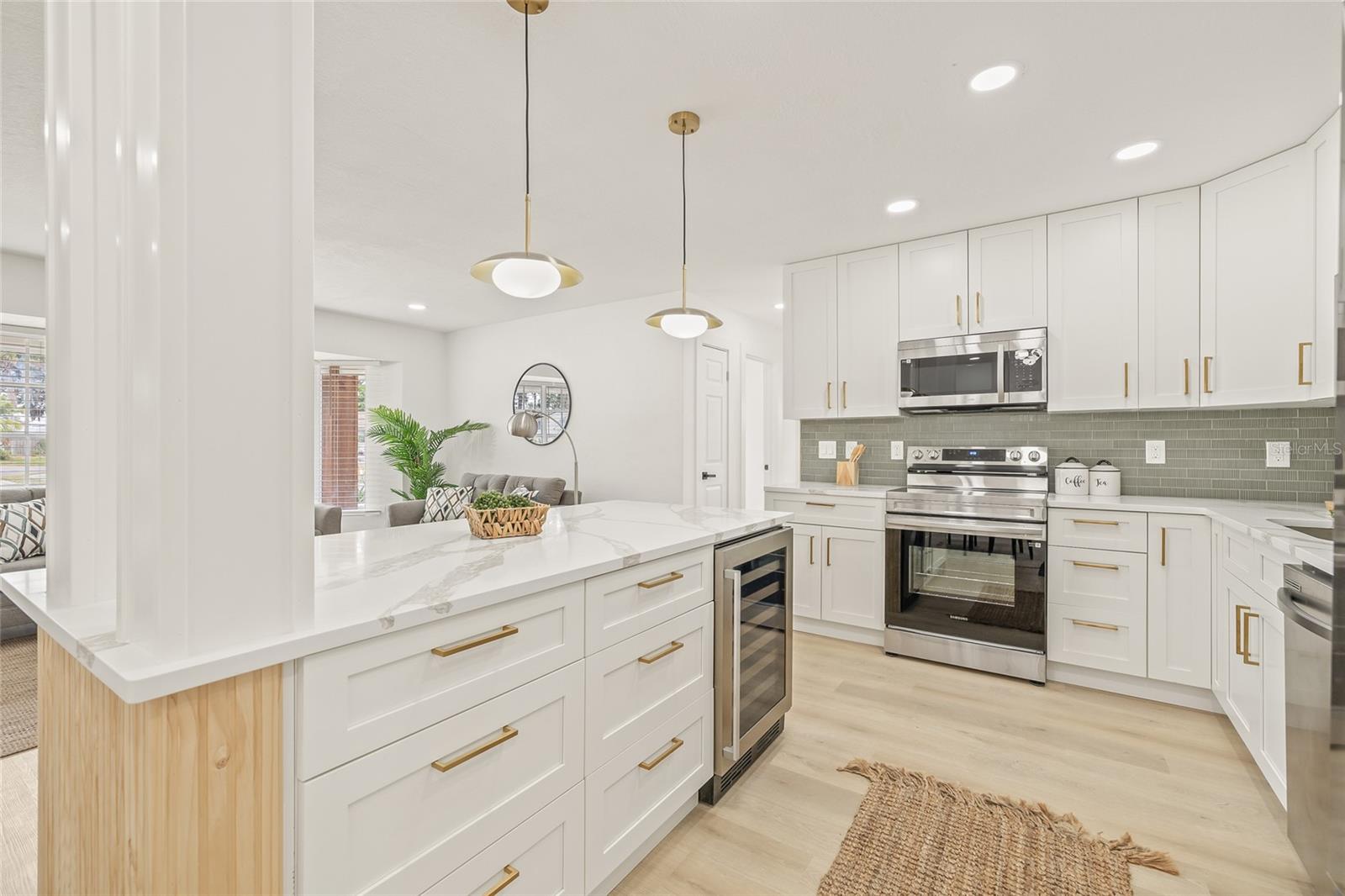 5893 32ND AVE N, ST PETERSBURG, FL, 33710