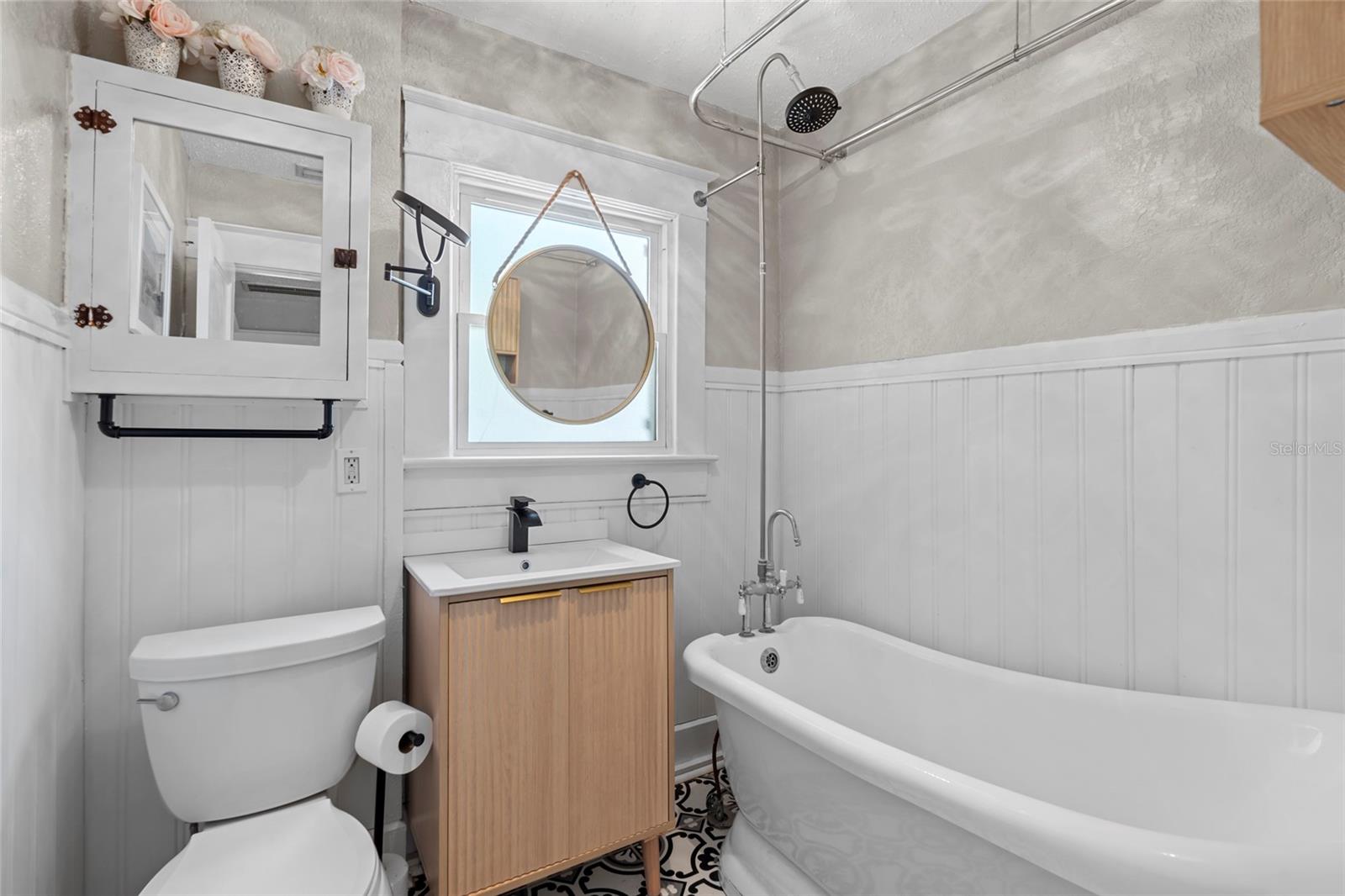 701 14TH ST N, ST PETERSBURG, FL, 33705