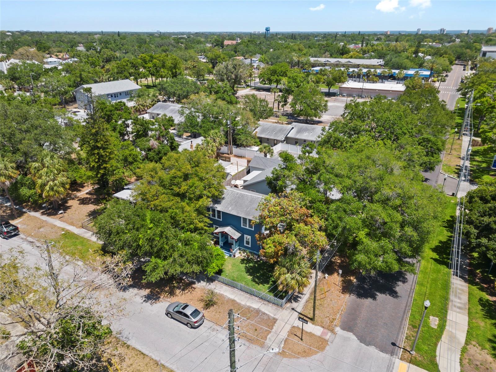 701 14TH ST N, ST PETERSBURG, FL, 33705