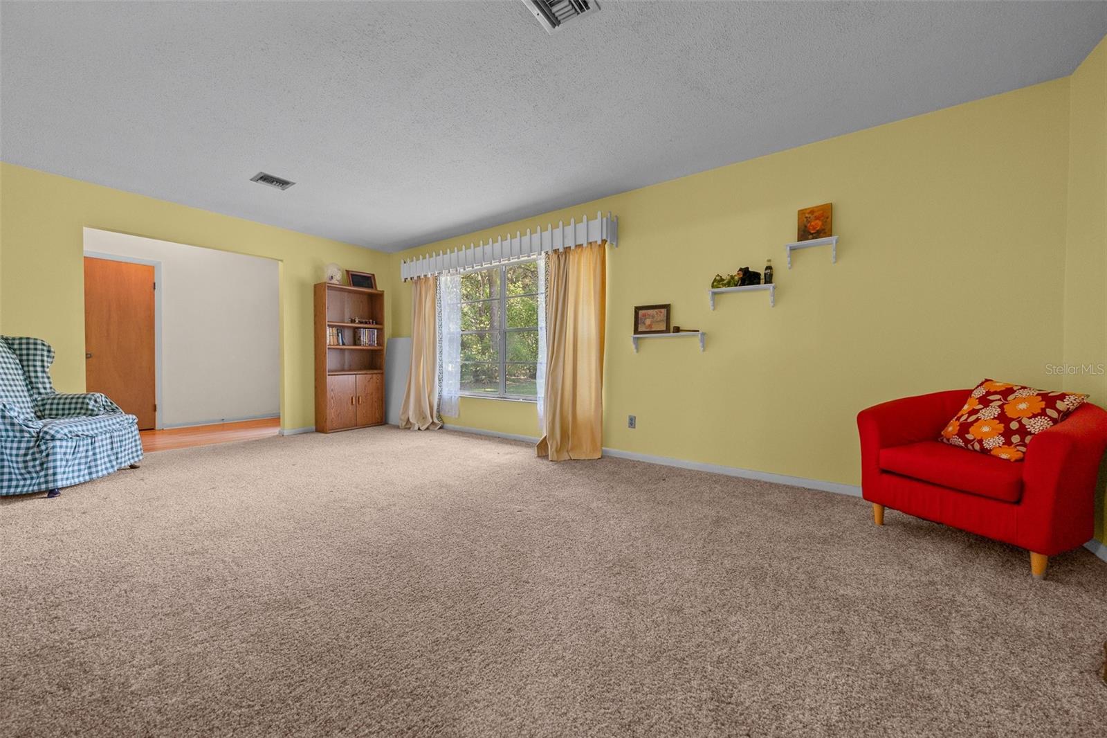 16571 SE 95TH STREET RD, OCKLAWAHA, FL, 32179