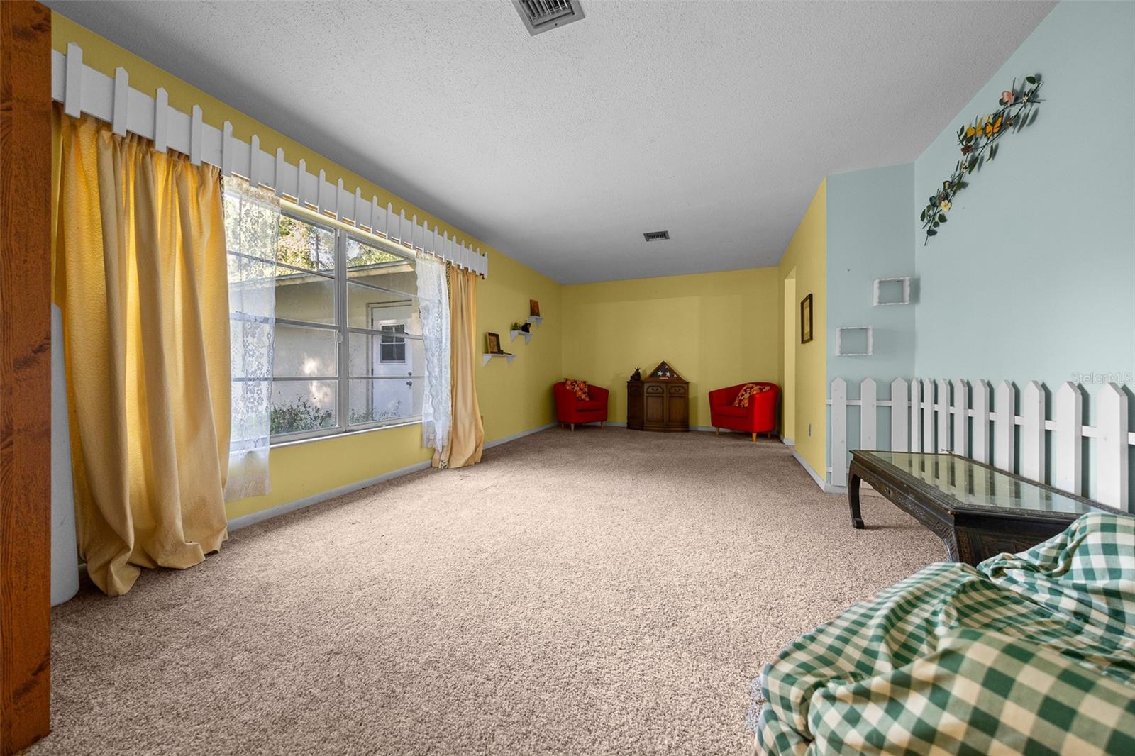 16571 SE 95TH STREET RD, OCKLAWAHA, FL, 32179