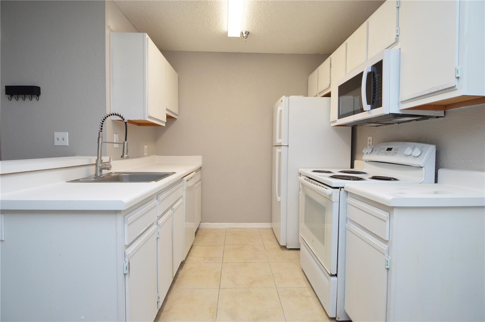 10263 GANDY BLVD N #2112, ST PETERSBURG, FL, 33702