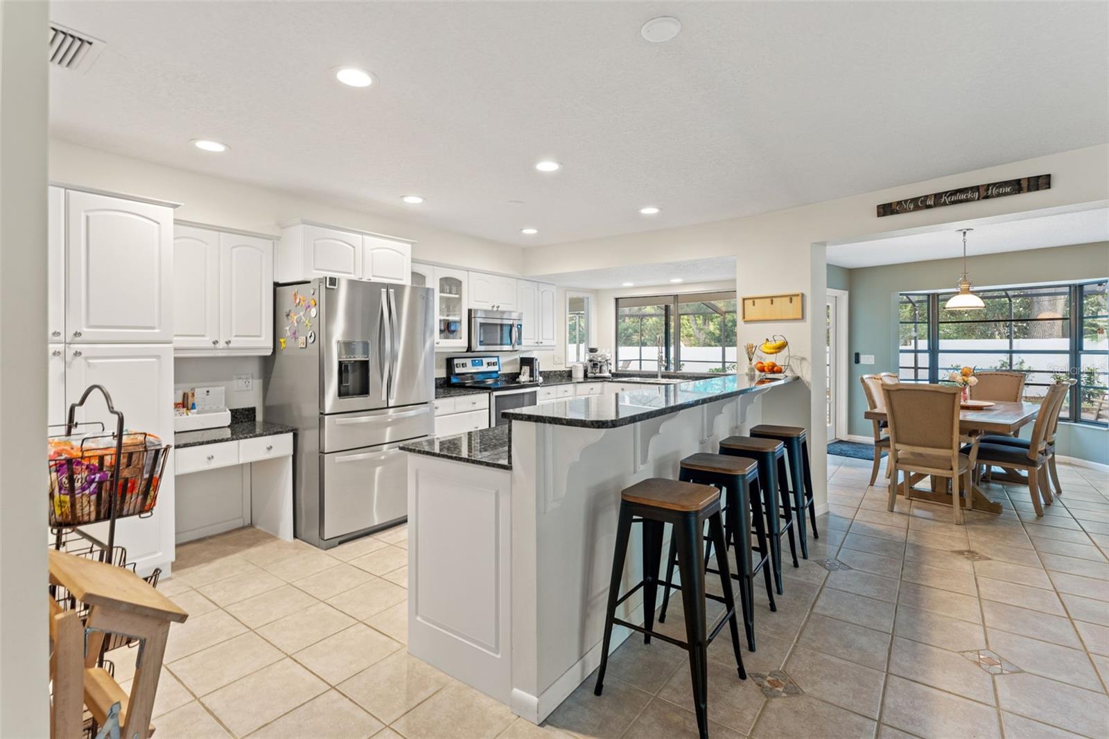 11709 ROLLING OAKS LN, TAMPA, FL, 33618