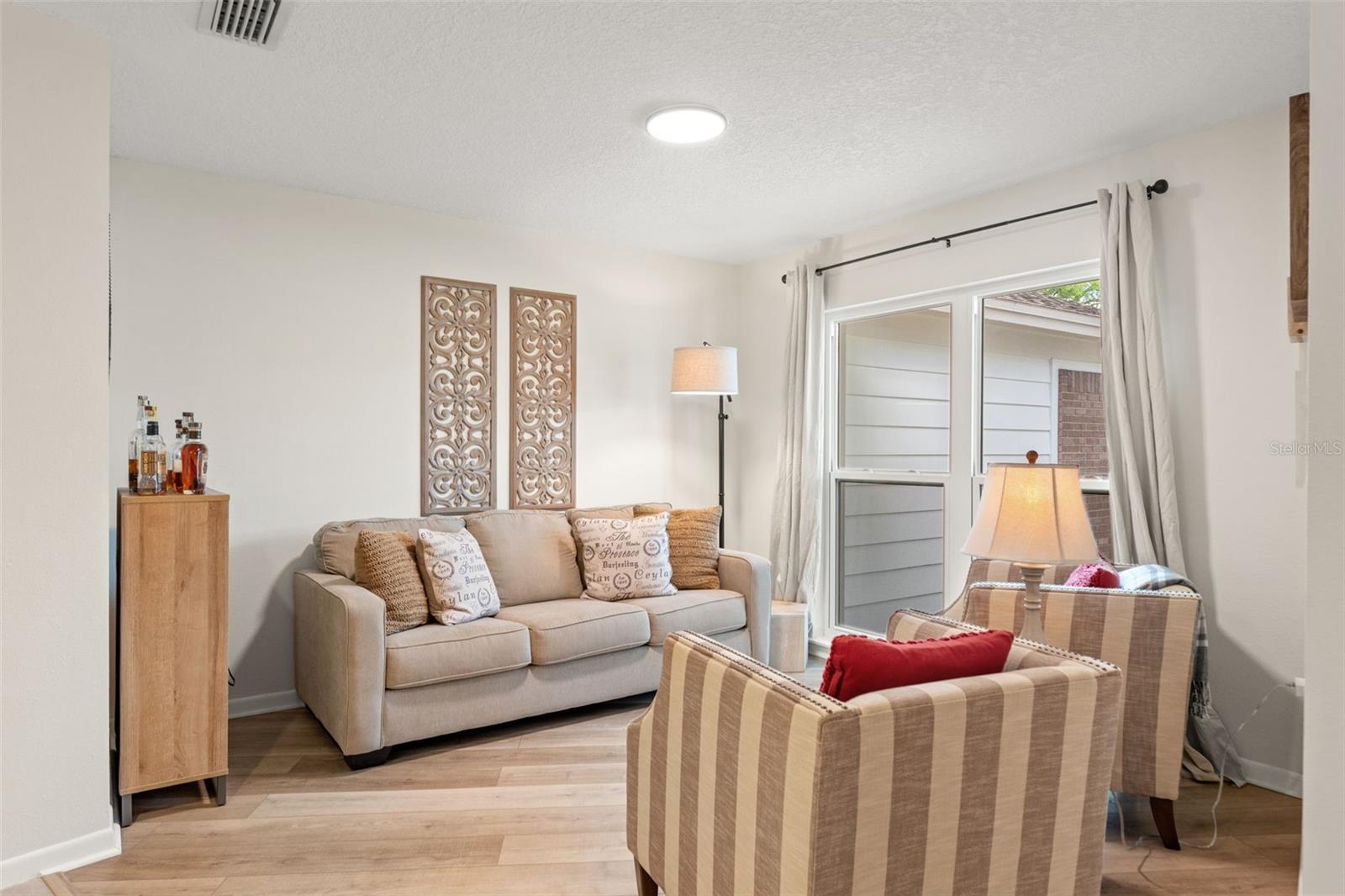 11709 ROLLING OAKS LN, TAMPA, FL, 33618