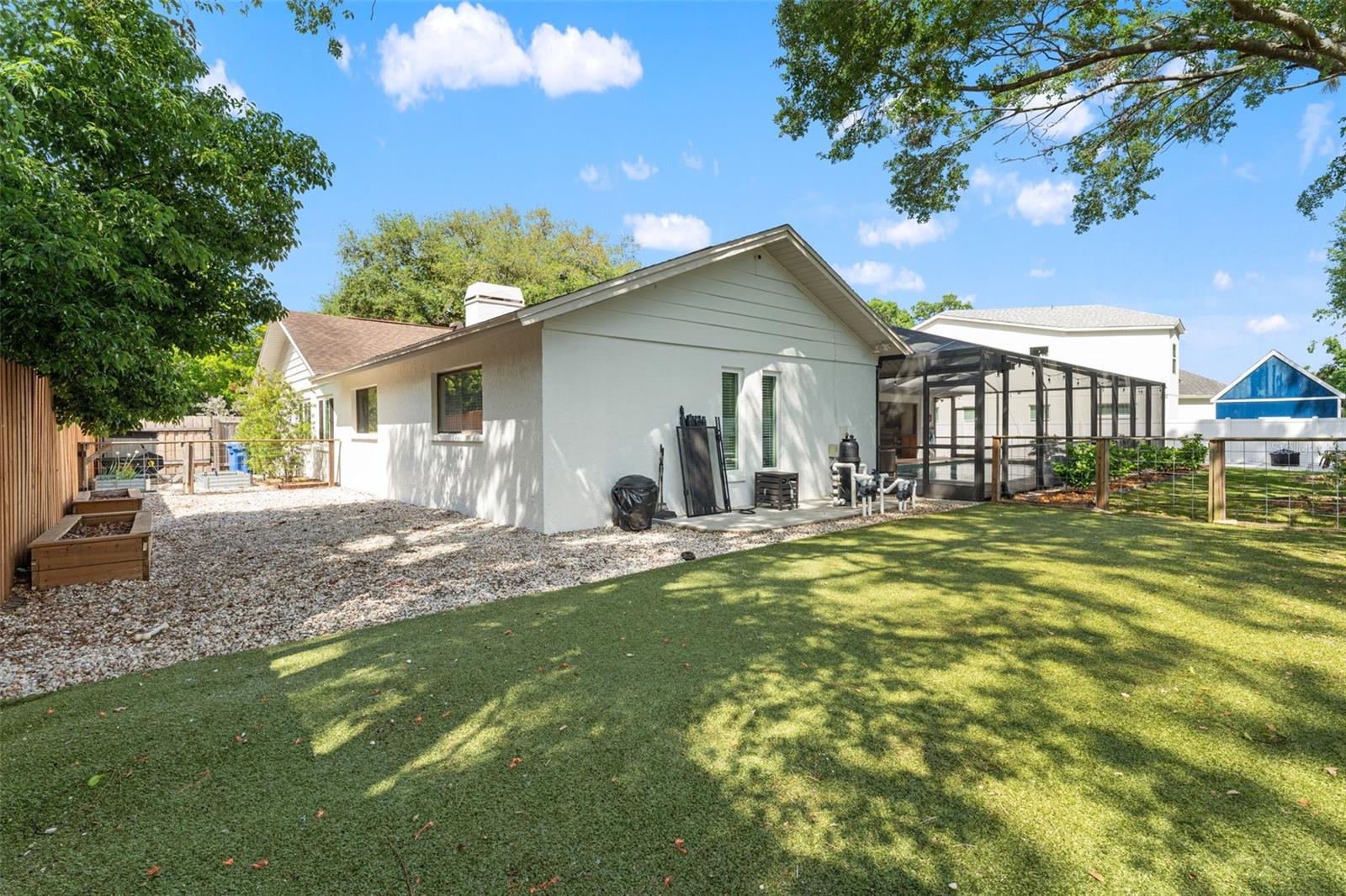 11709 ROLLING OAKS LN, TAMPA, FL, 33618