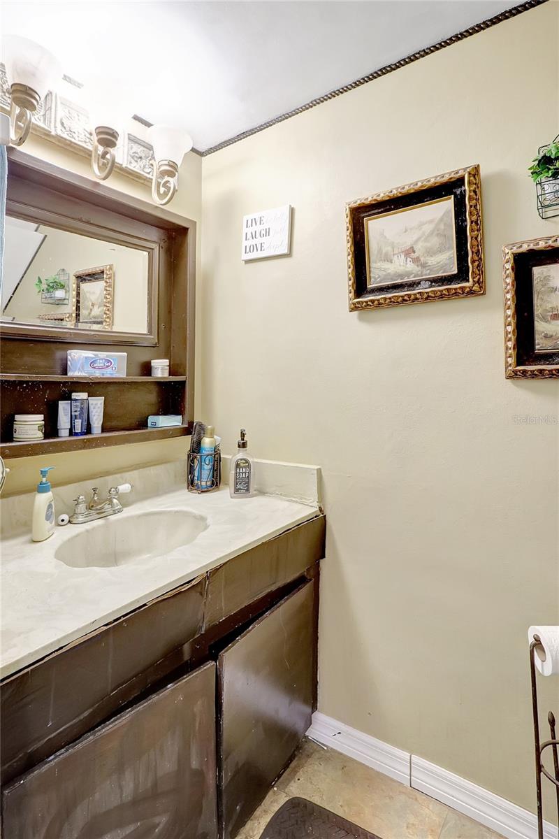 2811 S PINES DR #15, LARGO, FL, 33771